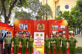 Khơi dậy niềm tự hào 80 năm Công an Thủ đô qua triển lãm ‘Con đường lịch sử’