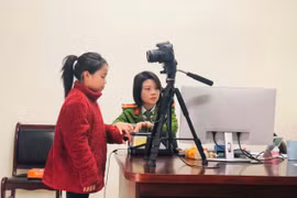 Gần 2.000 học sinh được cấp căn cước ngay tại trường học