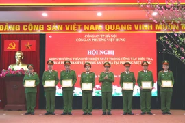 Khen thưởng đột xuất các tập thể, cá nhân xuất sắc trong điều tra vụ án mạng