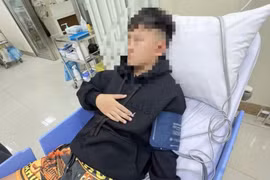 Xác minh vụ cháu bé bị đánh khi đến nhà bạn học ở phường Bồ Đề