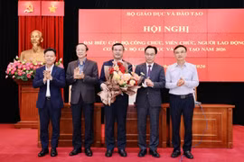 Bộ GD-ĐT điều chỉnh, bổ sung nhiệm vụ của Quyền Bộ trưởng và các Thứ trưởng
