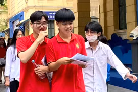Thi tốt nghiệp THPT: Việc ra đề và chấm thi môn Ngữ văn có đảm bảo công bằng thí sinh các vùng miền?