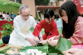 Ngôi trường đưa học sinh về cội nguồn văn hóa Việt với Lễ hội Bánh chưng truyền thống