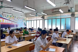 Học sinh Hà Nội được thông báo điểm thi lớp 10 qua ứng dụng iHanoi