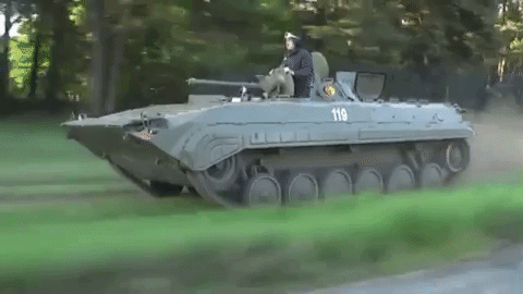 Xe chiến đấu bộ binh BMP-1.