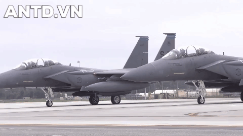 F-15 cụt cánh vẫn lết về căn cứ an toàn, kỳ tích vừa lặp lại lần thứ 2
