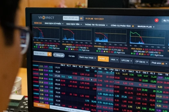 Cổ phiếu lớn bị chốt lời, VN-Index giảm gần 30 điểm