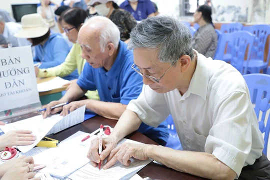 Chi trả gộp 2 tháng lương hưu, trợ cấp trước Tết Nguyên đán 2026