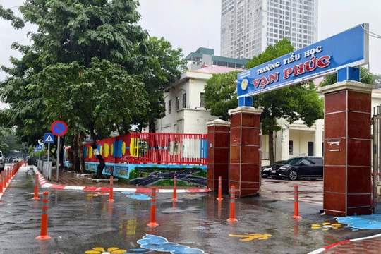 “Cổng trường học an toàn” : Chuyển biến tích cực, tai nạn liên quan học sinh giảm