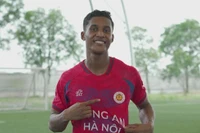 Tuyển Việt Nam có thể đón thêm cùng lúc 4 cầu thủ Việt kiều