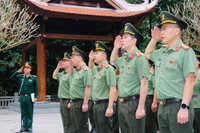 Chi bộ An ninh Thủ đô báo công dâng Bác tại khu di tích lịch sử K9