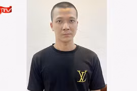 Bắt đối tượng dùng dao đe dọa hai vợ chồng tại bến chờ xe buýt 