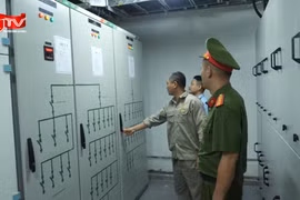 Đội Chữa cháy và CNCH khu vực số 8 tăng cường kiểm tra an toàn sử dụng điện mùa nắng nóng