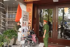 Công an xã Đông Anh quyết liệt xử lý vi phạm trật tự đô thị