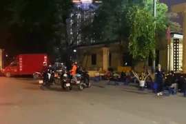 Tình trạng lấn chiếm vỉa hè, lòng đường tại phố Tô Hiệu