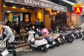 Sau phản ánh, vi phạm trật tự đô thị ở Hà Đông vẫn tái diễn lộn xộn