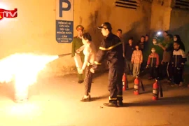 Tuyên truyền, trải nghiệm kỹ năng PCCC cho người dân dịp giáp Tết