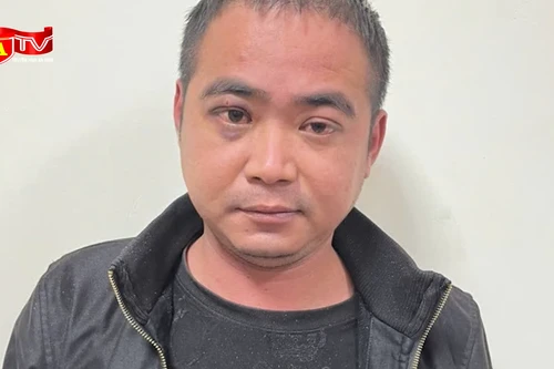 Tạm giữ người đàn ông dùng dao truy sát vợ và con gái ở Bắc Ninh 