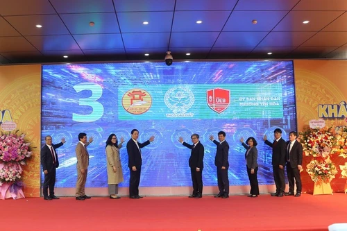 Ra mắt Hệ thống Quản trị Trường học số