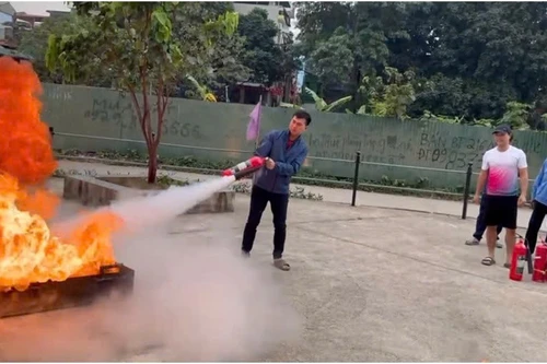 Tập huấn nghiệp vụ an toàn cháy, nổ tại Tòa chung cư An Bình Tower