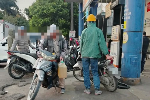 Khuyến cáo người dân không tích trữ xăng, dầu dưới mọi hình thức