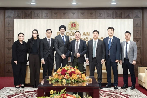 Giám đốc Công an thành phố Hà Nội tiếp Đại sứ Singapore, trao đổi về xây dựng đô thị thông minh