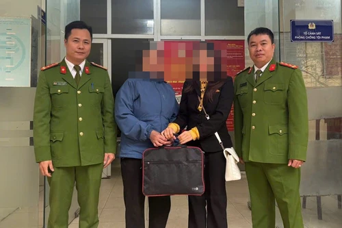 Người dân cảm ơn tinh thần trách nhiệm của Công an phường Thanh Liệt