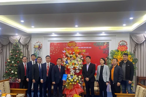 Công an Hà Nội chúc mừng Hội thánh Tin lành Việt Nam ( miền Bắc)