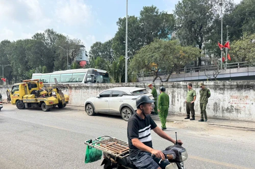 Nhiều giải pháp giải quyết điểm nghẽn về trật tự đô thị và ùn tắc giao thông