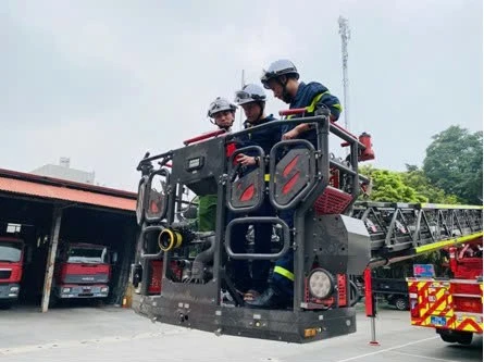 Thiết lập thế trận an toàn cháy, nổ tại điểm bầu cử ở địa bàn xã