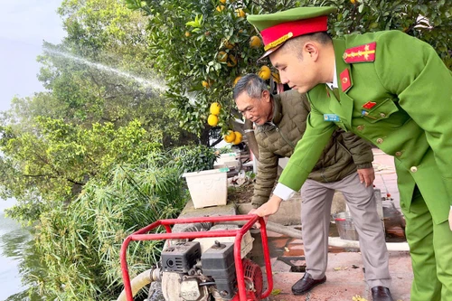 Kiểm tra công tác đảm bảo an toàn cháy, nổ tại Phủ Tây Hồ dịp Tết Nguyên đán Bính Ngọ