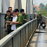 Tin Podcast ngày 11-3-2026: Khởi tố vụ tàu Thành Đạt 86 tông cầu Ghềnh gây thiệt hại nghiêm trọng 