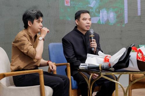 Vẫn có gió thổi trên văn đàn