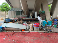 Con đường đẹp nhất Hà Nội nhếch nhác, xuống cấp nghiêm trọng