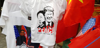 Hà Nội: Áo phông in hình Kim Jong Un-Donald Trump đắt hàng