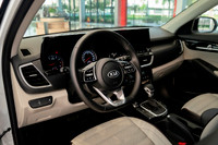 KIA Seltos vừa ra mắt - mẫu xe SUV giá khởi điểm từ 589 triệu đồng