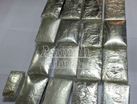 Bí mật cất giấu bên trong chiếc lốp ô tô dự phòng