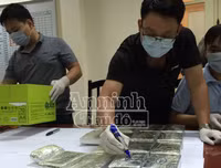 Khám phá công việc tỉ mỉ, quan trọng trong một vụ án ma túy mà ít người biết