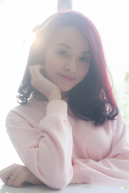 Huỳnh Như Ý tình cảm cùng ngôi sao Thái Lan trong MV đầu tay ảnh 1