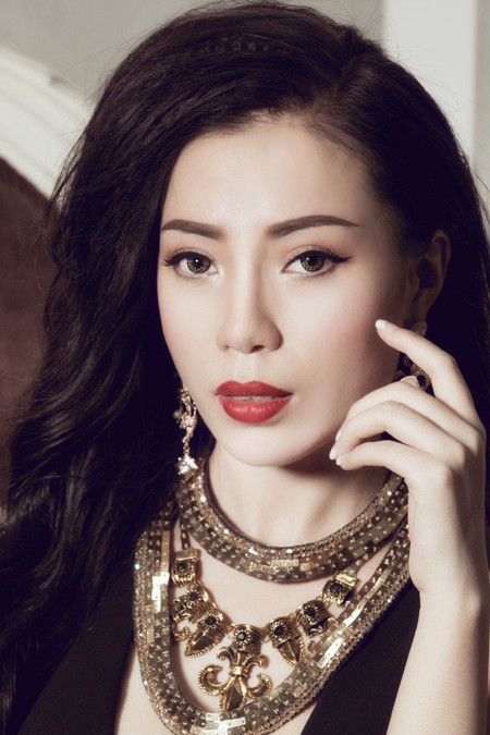 Ca sĩ Linh Linh - “nốt trầm” mới mẻ của làng nhạc Hà Nội ảnh 4 Ca sĩ Linh Linh - “nốt trầm” mới mẻ của làng nhạc Hà Nội ảnh 4