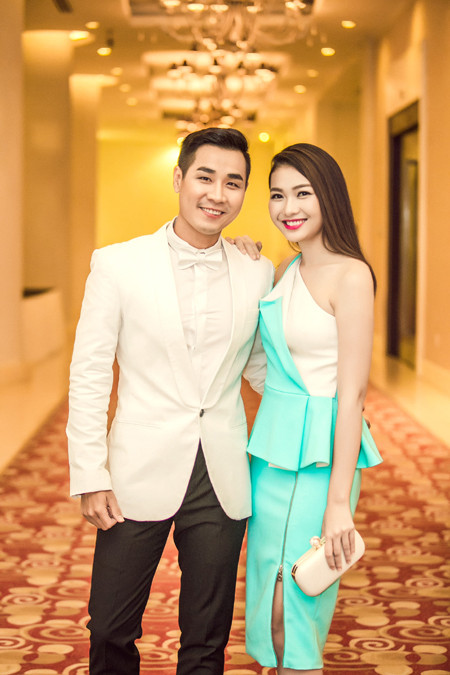 MC “X-Factor” Nguyên Khang sánh đôi cùng Miss Ngôi sao đi sự kiện ảnh 7