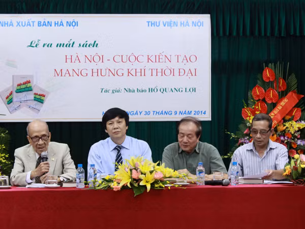 Hà Nội, hiện thực sống động dưới ngòi bút nhà báo Hồ Quang Lợi ảnh 1