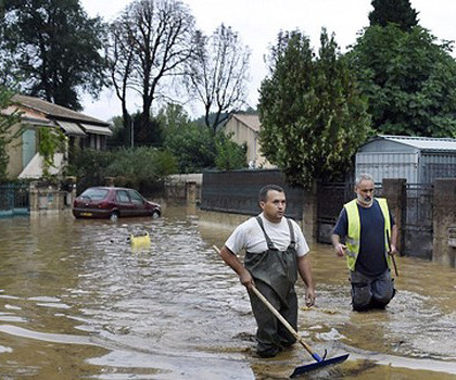 [Audio 16-10-2018] Hai du khách nước ngoài chạy thục mạng để quỵt tiền ăn tối ảnh 3