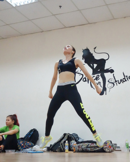 Mỹ Tâm mướt mồ hôi tập vũ đạo chuẩn bị cho liveconcert ảnh 5