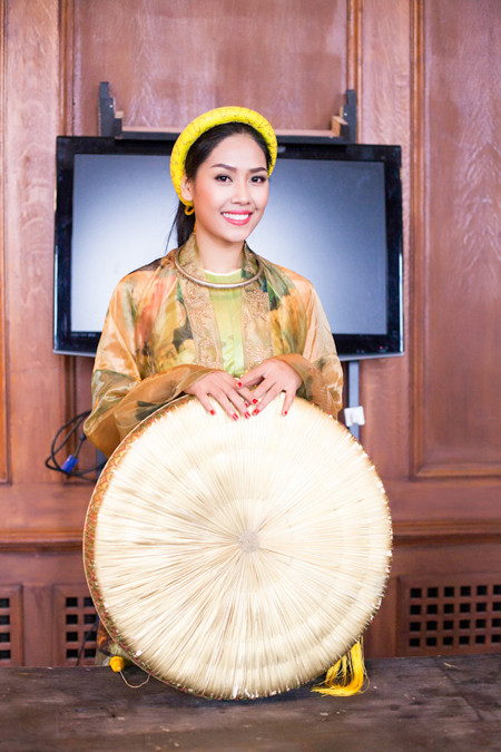 HHTG 2014: Ngày đầu tiên của Nguyễn Thị Loan ở xứ sở xương mù ảnh 5