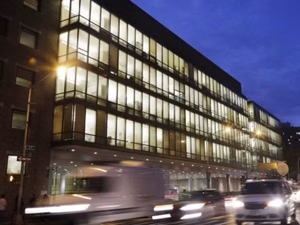 Bệnh nhân Ebola “tiên phong” ở New York đã được xuất viện ảnh 2