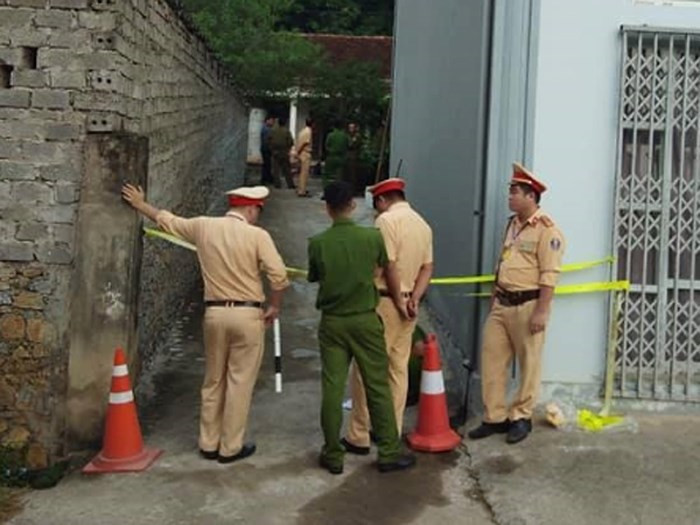 [Audio 23-10-2018] Giải cứu thành công cháu bé 4 tuổi bị bố dọa thả từ tầng 3 xuống đất ảnh 2