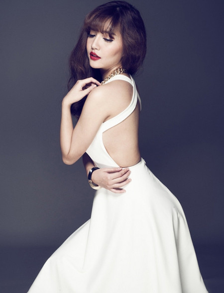 Bích Phương Idol tự tin khoe đường cong gợi cảm ảnh 9