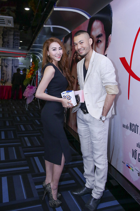 Doãn Tuấn tình tứ bên Quách An An trong lễ ra mắt phim mới ảnh 10