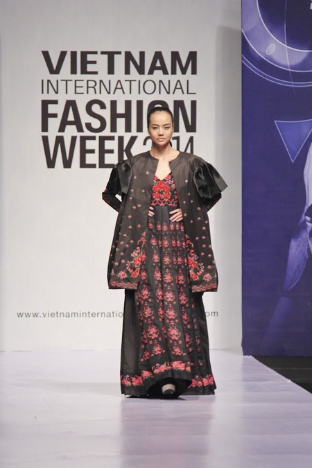 Nhiều nhà thiết kế quốc tế tên tuổi cùng hội ngộ tại Việt Nam ảnh 10